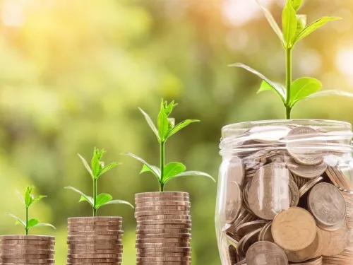 Megjelentek az új időszak első VINOP pályázatai!