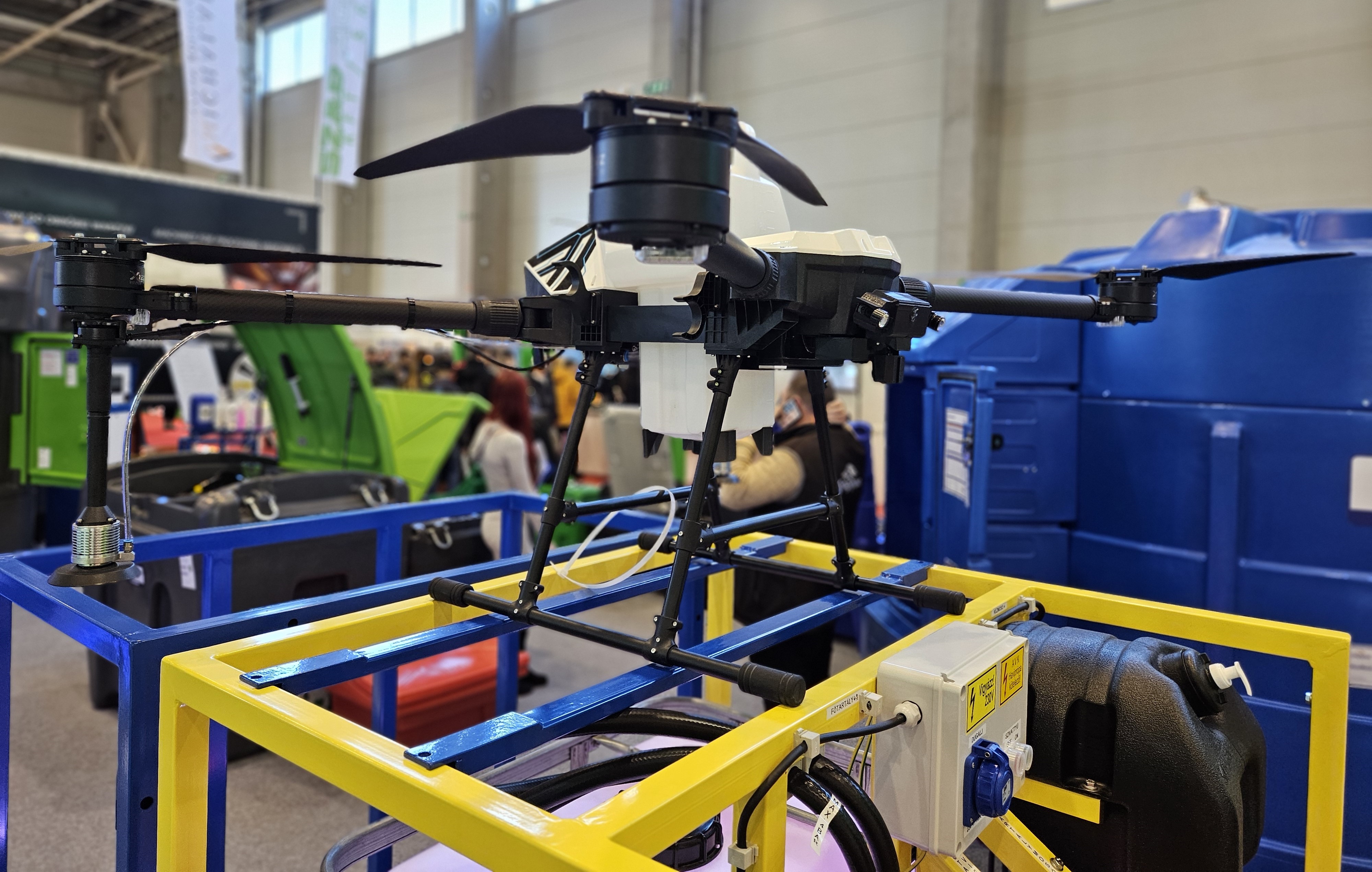 DroneFiller Drónos permetezéshez